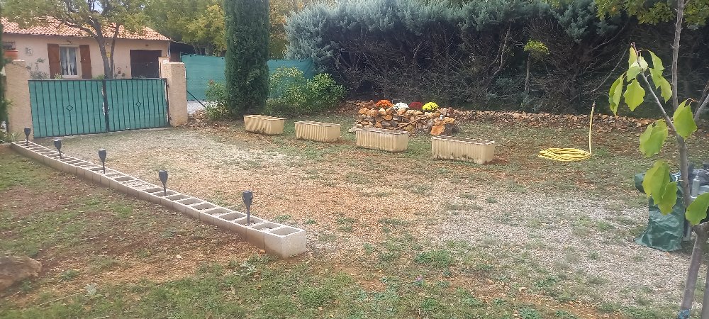 Aire camping-car  Rgusse (83630) - Photo 6